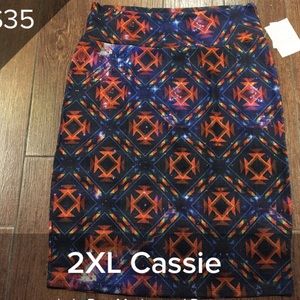 NWT LuLaRoe Cassie